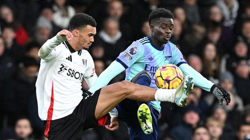 Fulham và arsenal là 2 đội bóng đá nam chuyên nghiệp ở Anh